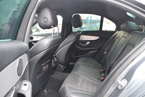 Mercedes-Benz C220 d 10 of 25