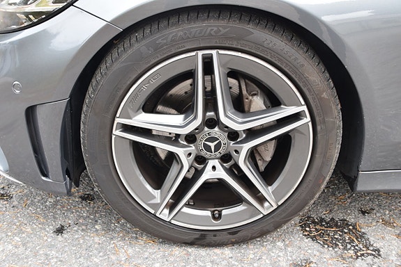 Mercedes-Benz C220 d 25 of 25
