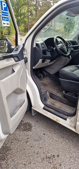 Volkswagen Transporter 3 of 11