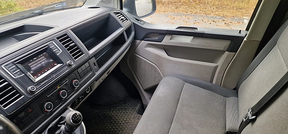 Volkswagen Transporter 9 of 11