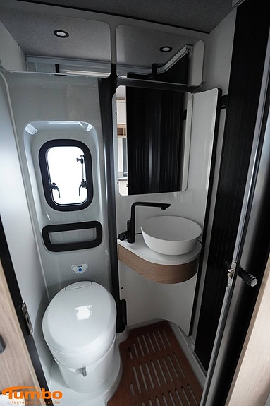 Hobby ONTOUR VAN 640 ET Automat 140hk Diselpanna 10 of 21