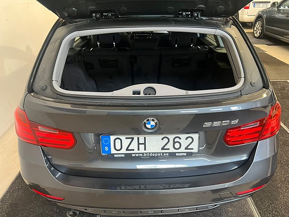 BMW 320d 20 of 21
