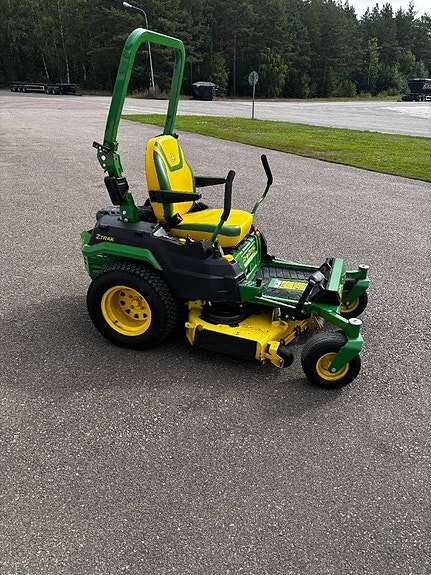 John Deere Z 545 R 2 of 4