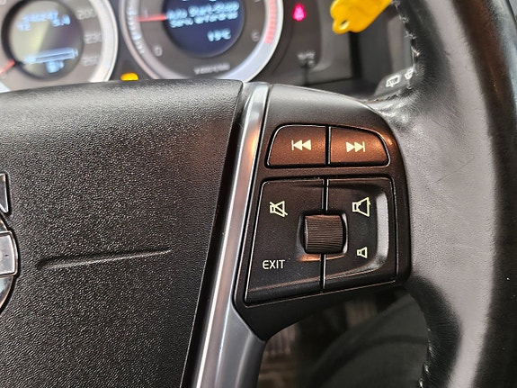 Volvo V70 20 of 25