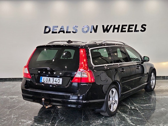 Volvo V70 6 of 25