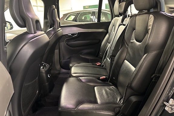 Volvo XC90 12 of 21