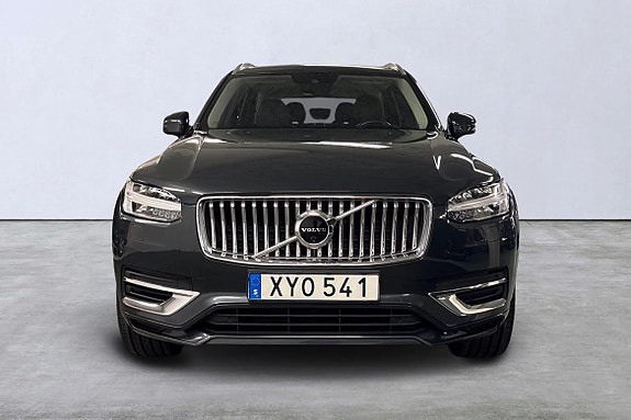 Volvo XC90 7 of 21
