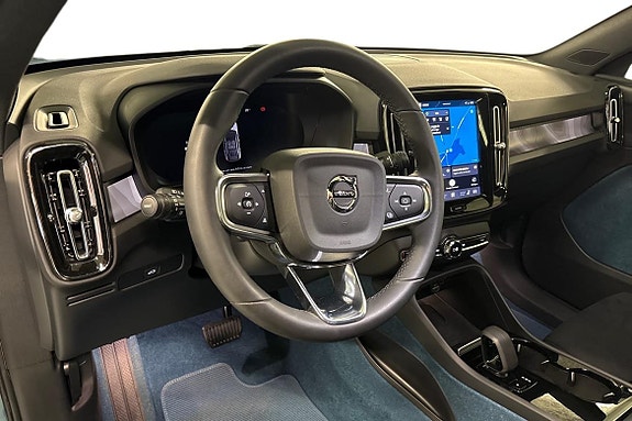 Volvo C40 8 of 23