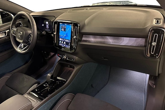 Volvo C40 10 of 23