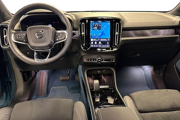 Volvo C40 9 of 23