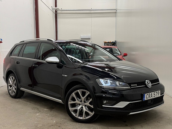Volkswagen Golf Alltrack 3 of 30