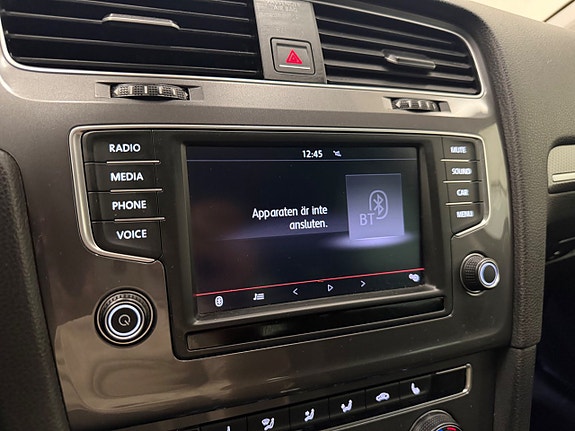 Volkswagen Golf Alltrack 19 of 30