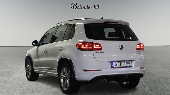 Volkswagen Tiguan 4 of 30