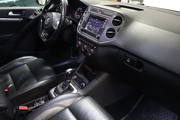 Volkswagen Tiguan 11 of 30