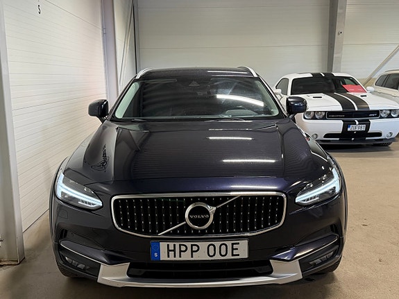Volvo V90 Cross Country 9 of 21