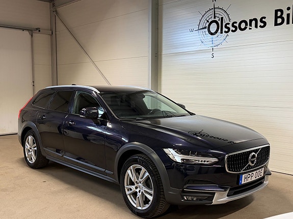 Volvo V90 Cross Country 8 of 21