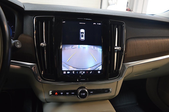 Volvo V90 Cross Country 12 of 18