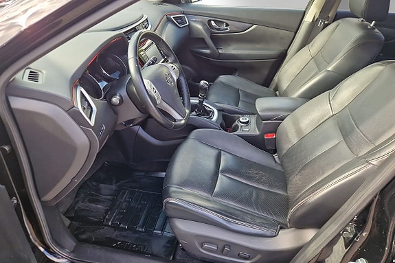 Nissan X-Trail 4 of 15