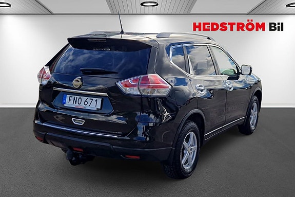 Nissan X-Trail 3 of 15
