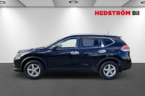 Nissan X-Trail 2 of 15