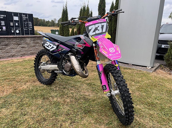 Husqvarna TC 125 2 of 7