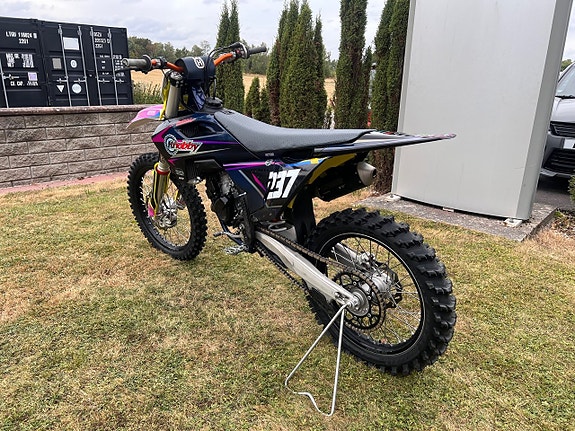 Husqvarna TC 125 4 of 7
