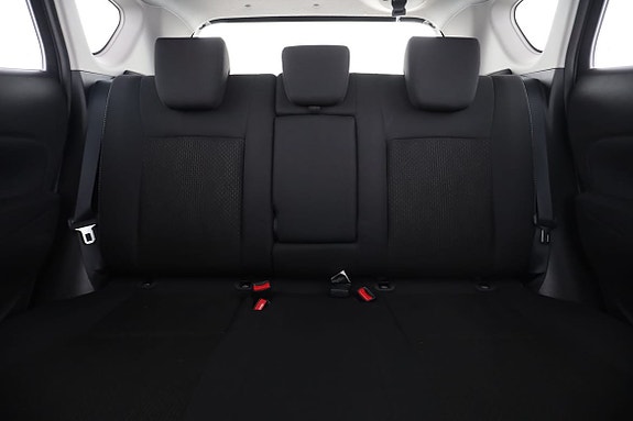 Suzuki SX4 16 of 30