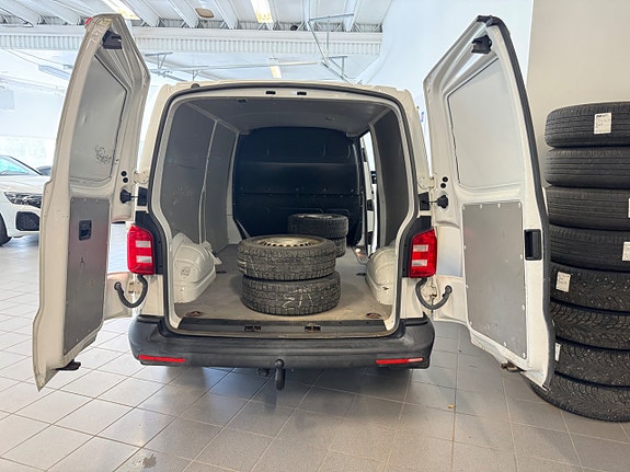 Volkswagen Transporter 5 of 12