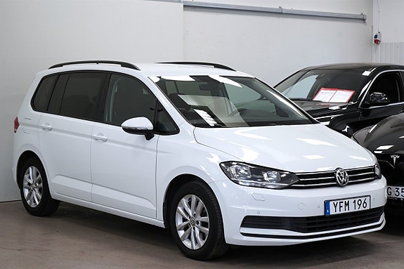 Volkswagen Touran 6 of 24