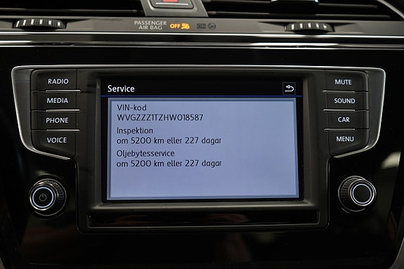 Volkswagen Touran 21 of 24