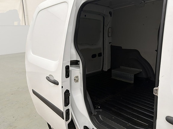 Renault Kangoo Express 11 of 23