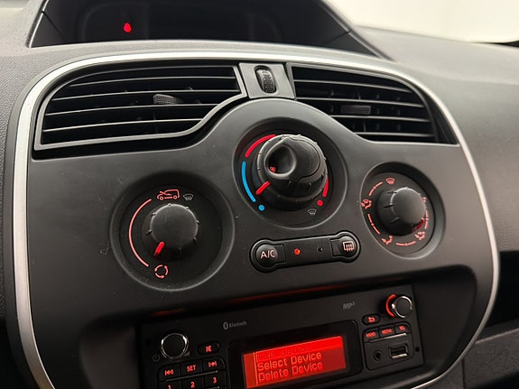 Renault Kangoo Express 16 of 23