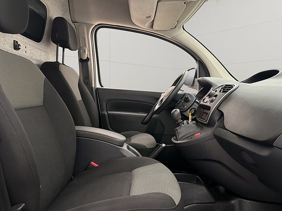 Renault Kangoo Express 18 of 23