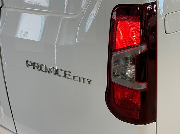 Toyota Proace City 8 of 17