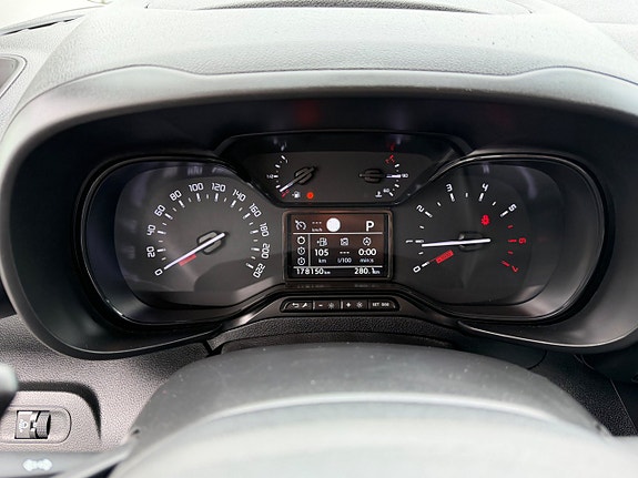 Toyota Proace City 17 of 17