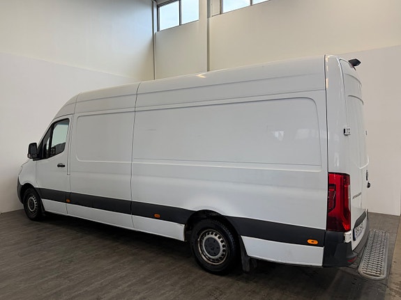 Mercedes-Benz Sprinter 311 4 of 13