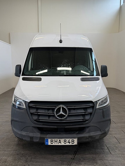 Mercedes-Benz Sprinter 311 2 of 13