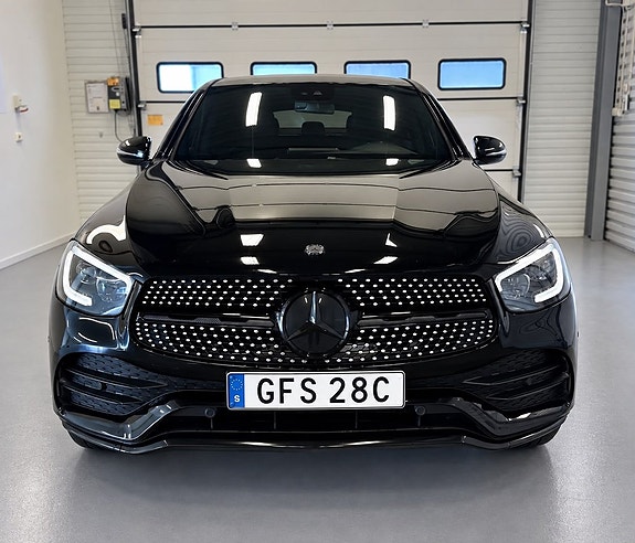 Mercedes-Benz GLC300 de 3 of 13