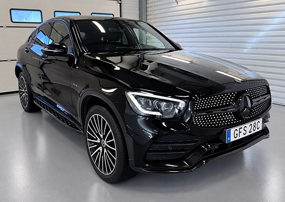 Mercedes-Benz GLC300 de 4 of 13