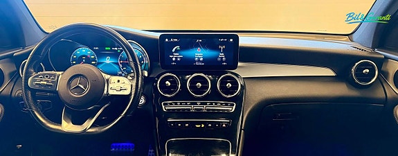Mercedes-Benz GLC300 de 10 of 13