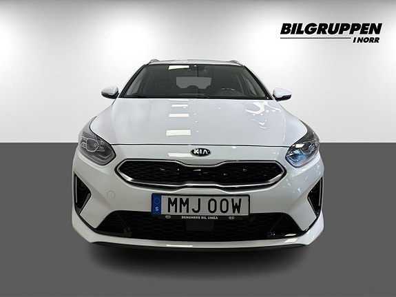 Kia Ceed 2 of 15