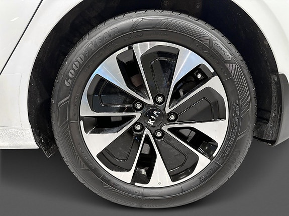 Kia Ceed 15 of 15