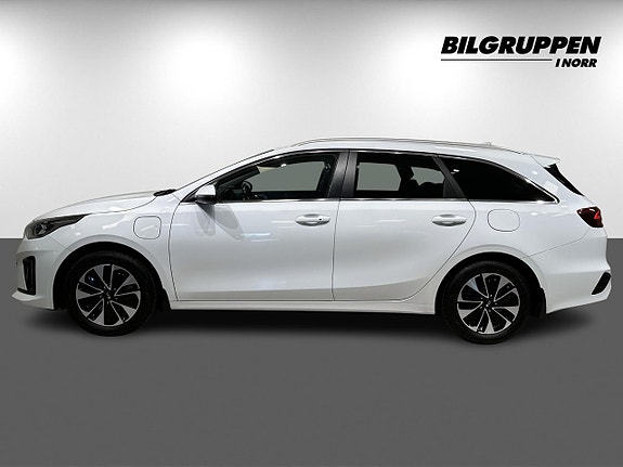 Kia Ceed 4 of 15