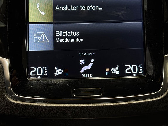 Volvo XC90 28 of 30
