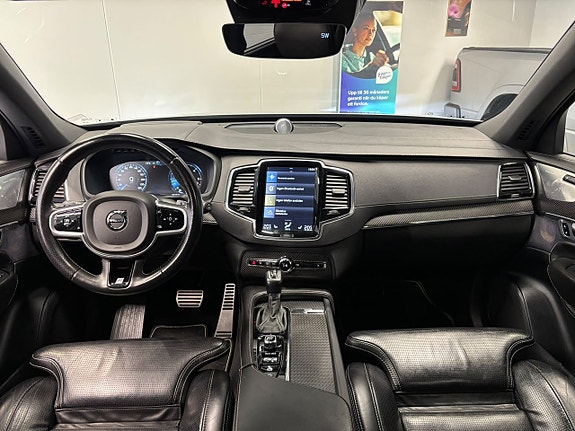 Volvo XC90 19 of 30