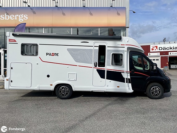 Pilote P740 FGJ EVIDENCÈ / Dieselpanna / Lithium / Automat / Solceller 2 of 21