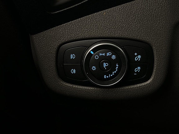 Ford Transit Connect 16 of 30