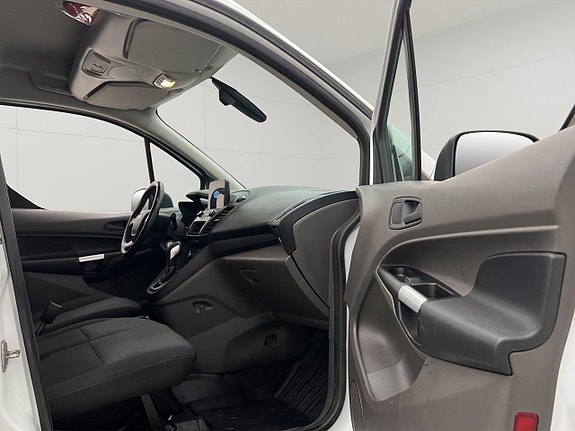 Ford Transit Connect 26 of 30
