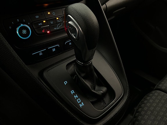 Ford Transit Connect 24 of 30