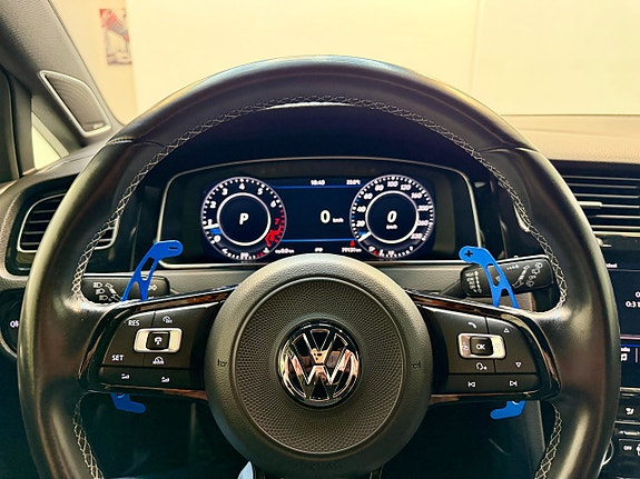 Volkswagen Golf I 19 of 24